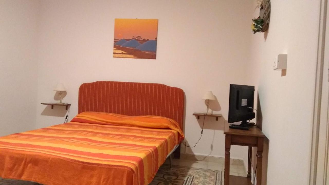 The Twins Rooms In Trapani 1 Номер фото