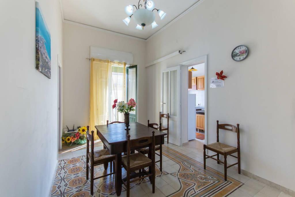 The Twins Rooms In Trapani 1 Екстер'єр фото